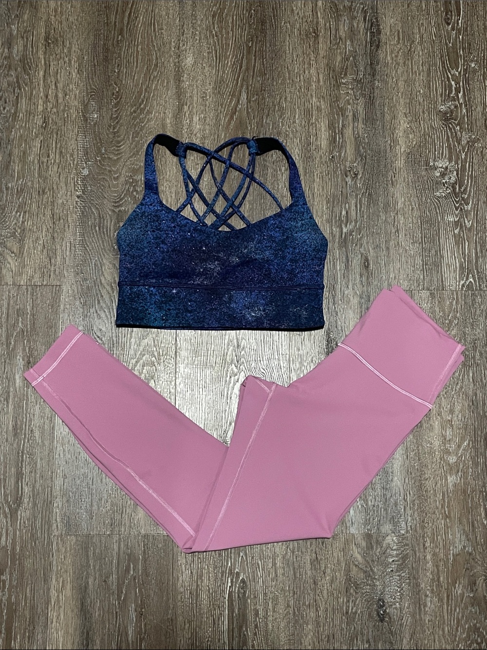 Like New Lululemon Matching Blue /Pink Set. Size 8